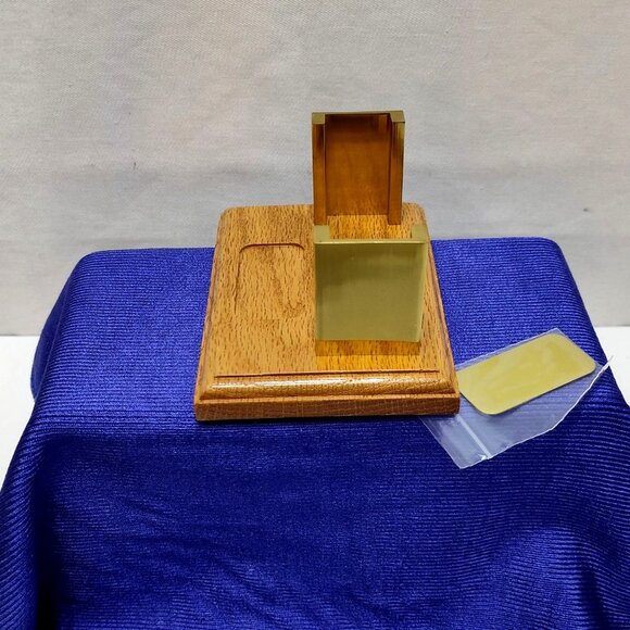 Olee Oak & Brass Business Card Holder Presentation Stand Display With Brass Name - Picture 4 of 11